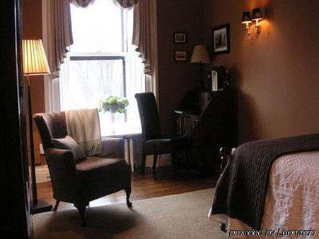 Bed and breakfast The College Club Of Boston Chambre photo